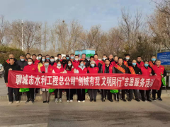 為弘揚雷鋒精神，助力全國文明城市創(chuàng)建工作，根據(jù)市文明辦統(tǒng)一安排，3月5日上午8:009:30，市水利工程總公司志愿者來到所幫包路域花園路二干路路口---利民路二干路路口，開展文明勸