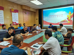 7月30日上午，在八一建軍節(jié)即將到來之際，聊城市水利工程總公司組織召開退役軍人座談會，聽取退役軍人意見建議，了解退役軍人在思想工作生活等方面的情況。黨總支書記李令安出