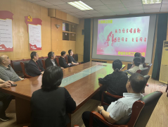 為了營造感恩母親、關愛母親、回報母親的良好氛圍，弘揚中華民族優秀傳統文化，在母親節到來之際，聊城市水利工程總公司開展了 我為母親唱首歌活動。 活動現場，大家圍坐一團